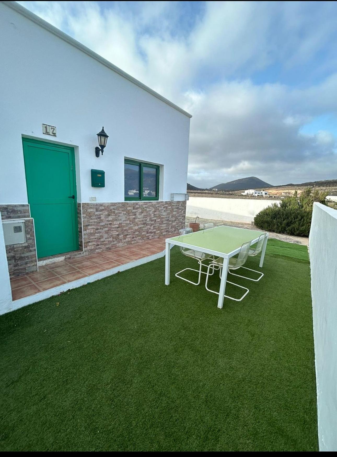 Apartamento La Dehesa Uga Екстериор снимка